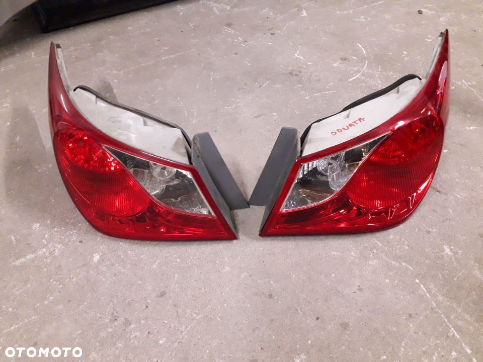 Hyundai Sonata lampy tył prawa lewa - 1