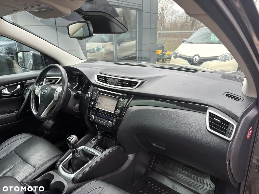 Nissan Qashqai 1.5 dCi N-WAY - 28