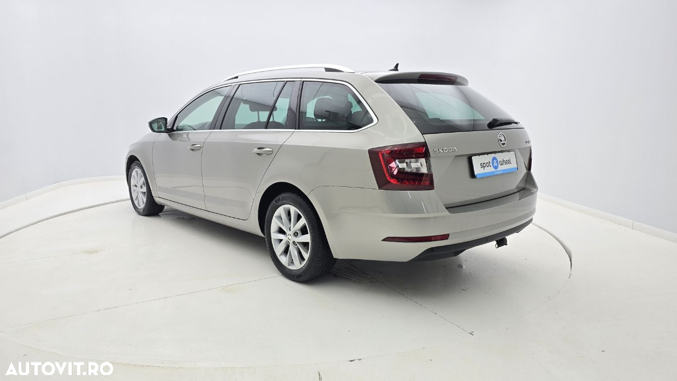 Skoda Octavia - 8