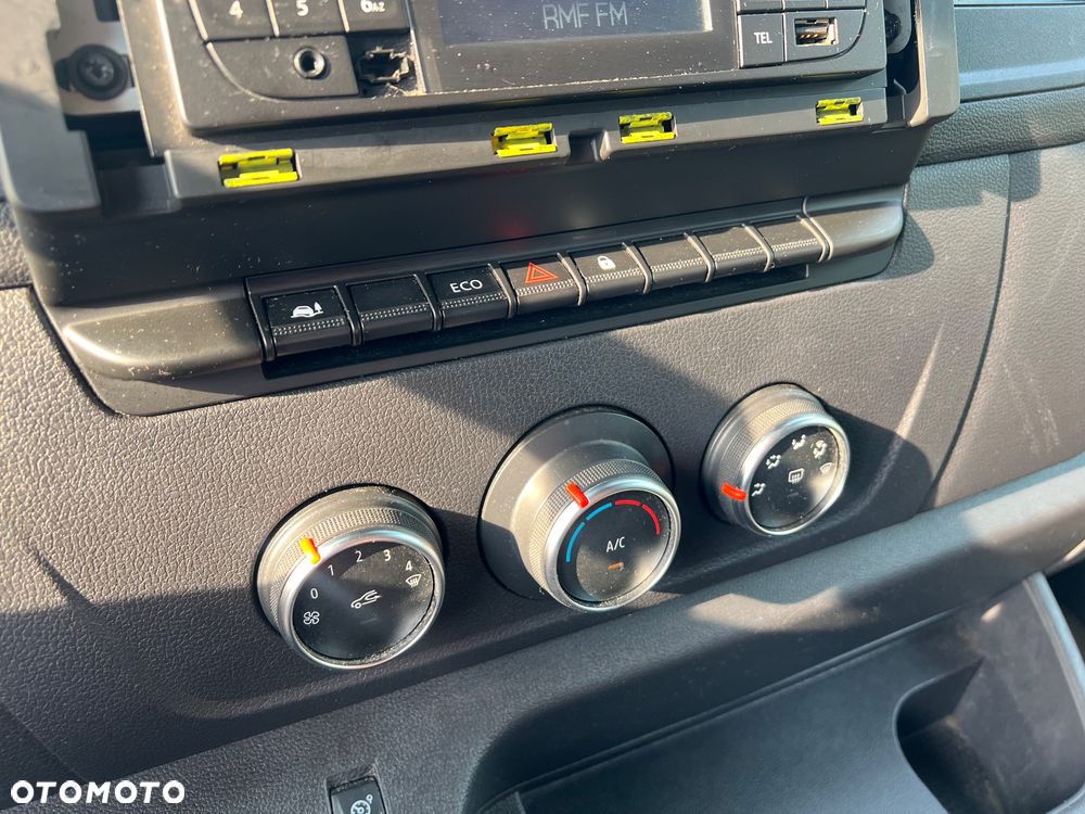 Renault Master - 15