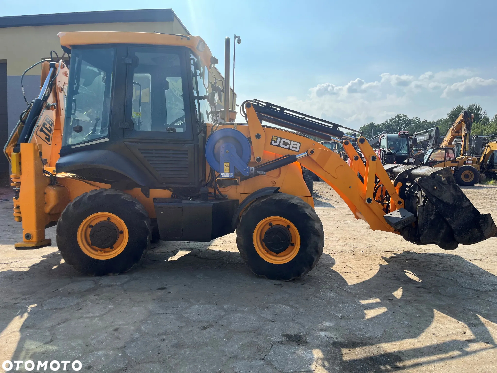 JCB 2CX - 4