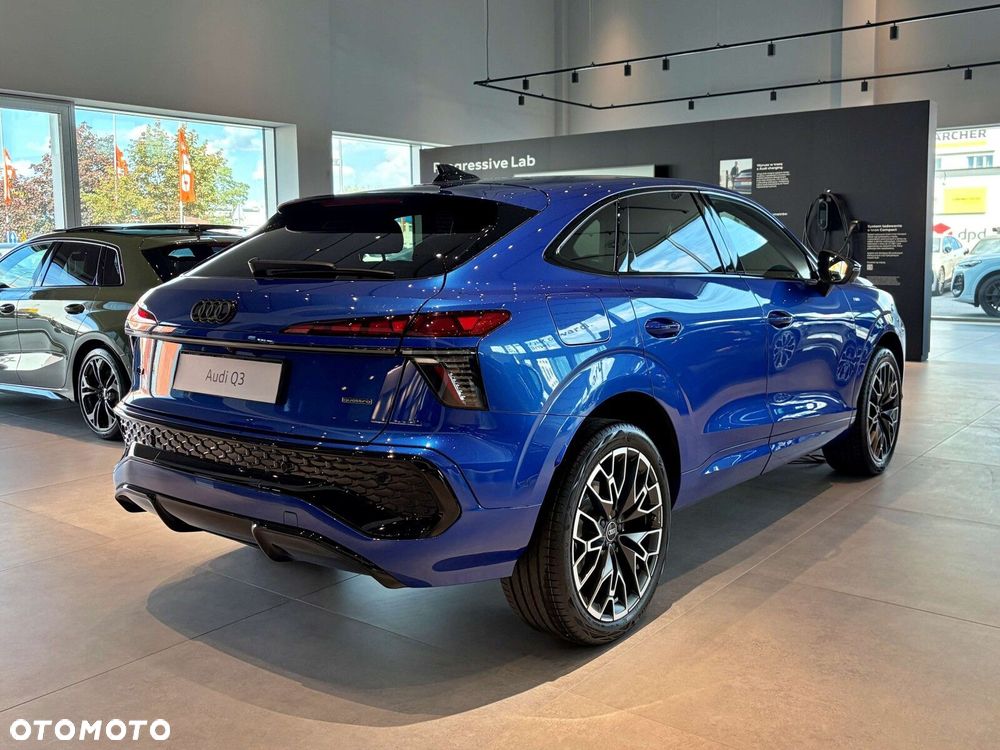 Audi Q3 Sportback - 7