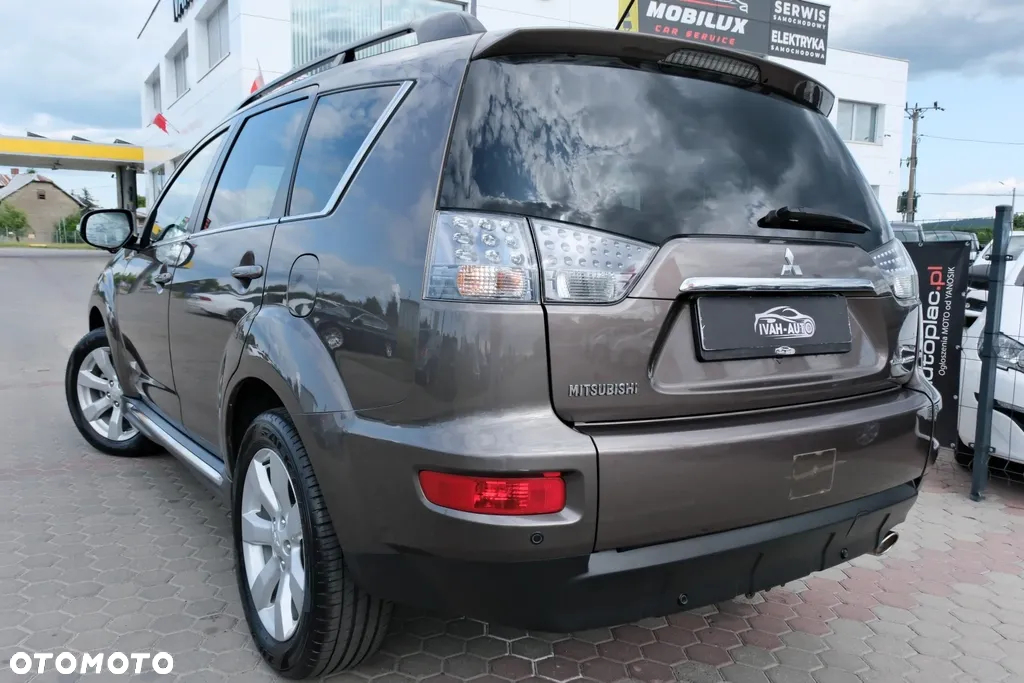 Mitsubishi Outlander 2.0 2WD - 11