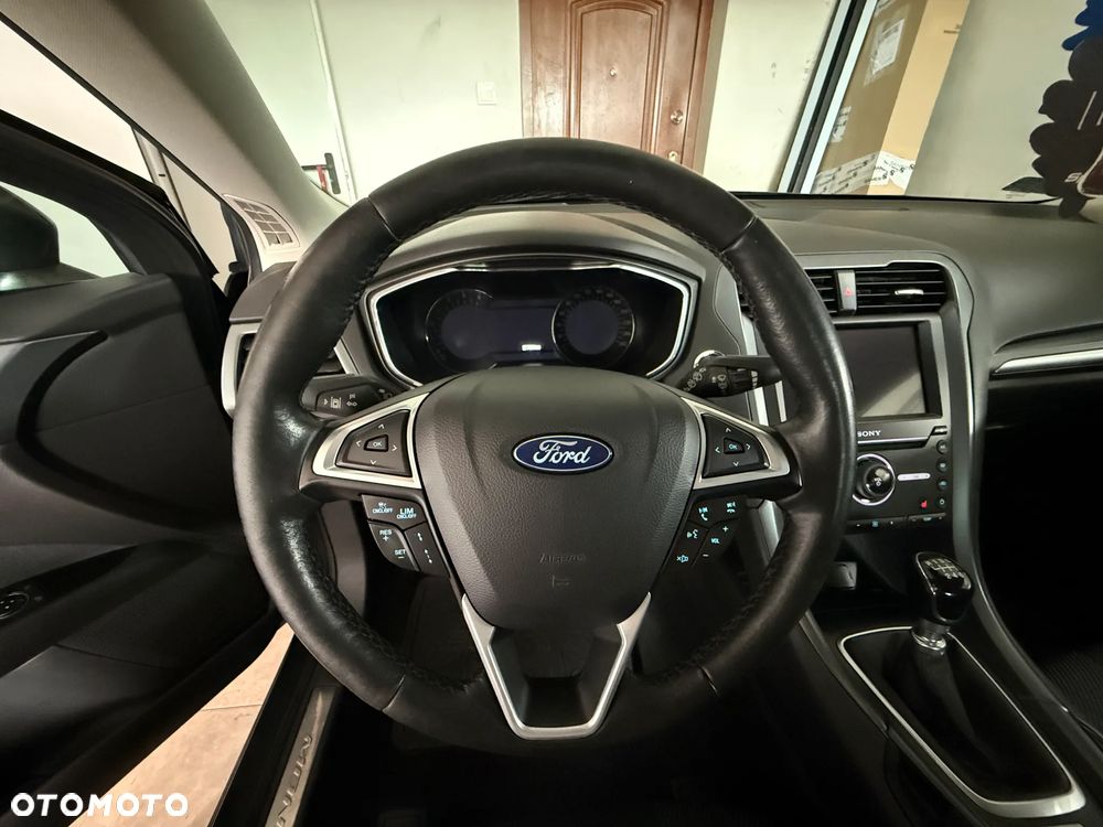 Ford Mondeo 2.0 TDCi Titanium - 11