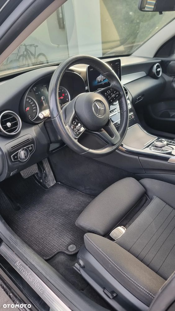 Mercedes-Benz Klasa C 220 d 9G-TRONIC - 26