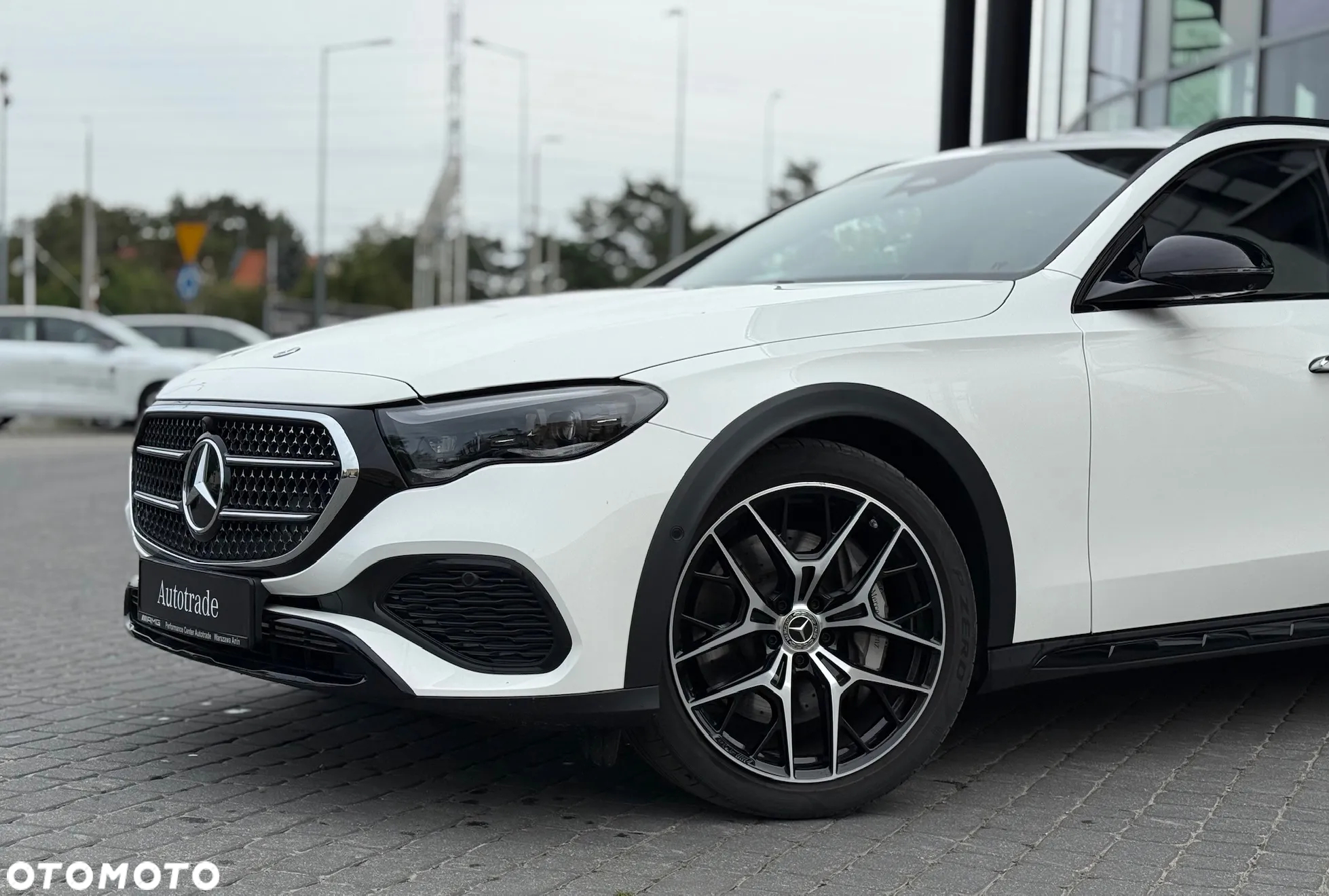 Mercedes-Benz Klasa E 300 de PHEV 4-Matic All-Terrain Avantgarde 9G-Tronic - 4