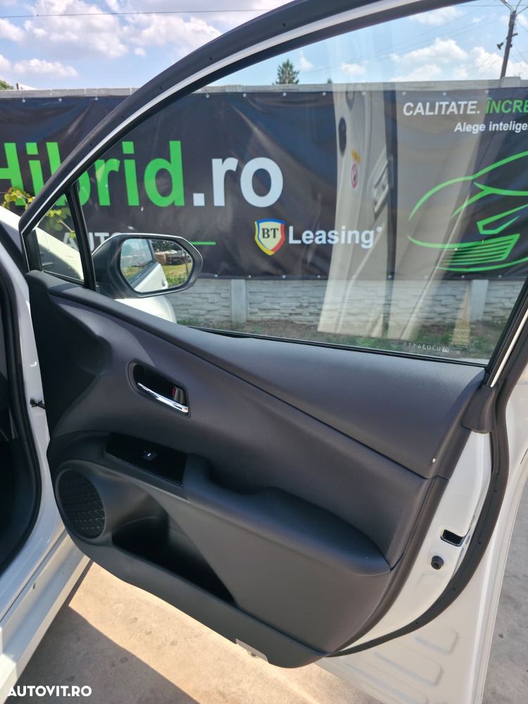 Toyota Prius Hybrid - 11