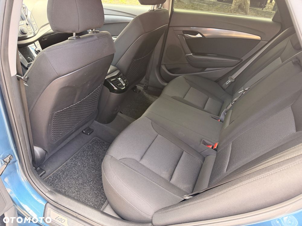 Hyundai i40 i40cw 1.7 CRDi Automatik Fifa World Cup Edition - 15