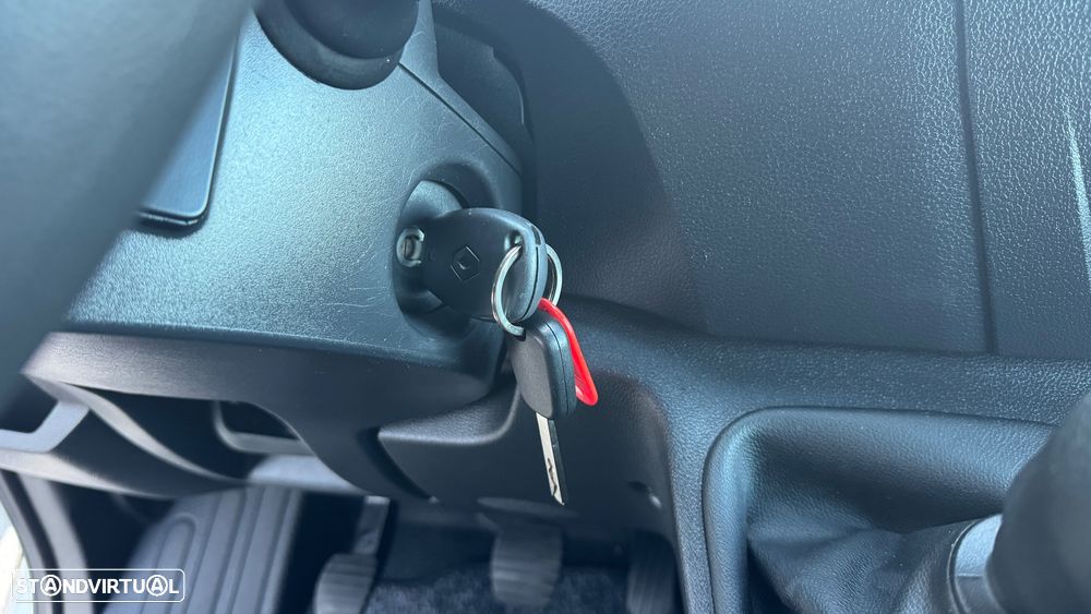 Renault Master 2.3 dCi L2 H2 - 32