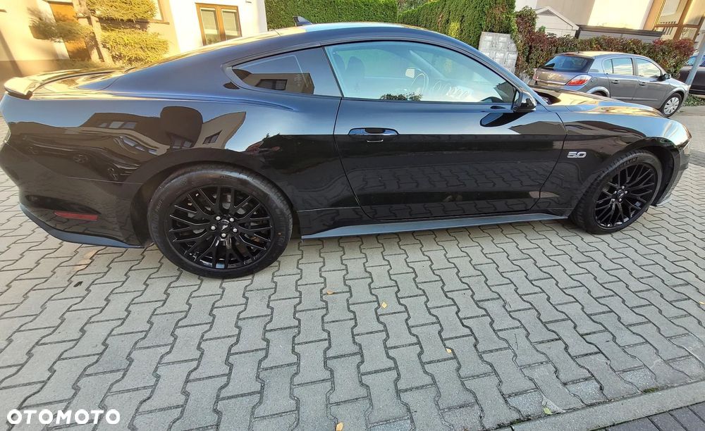 Ford Mustang - 7