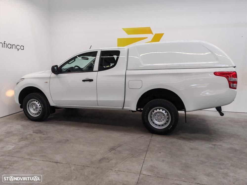 Mitsubishi L200 2.4 DI-D Club Invite Strakar Look CC 4WD - 4
