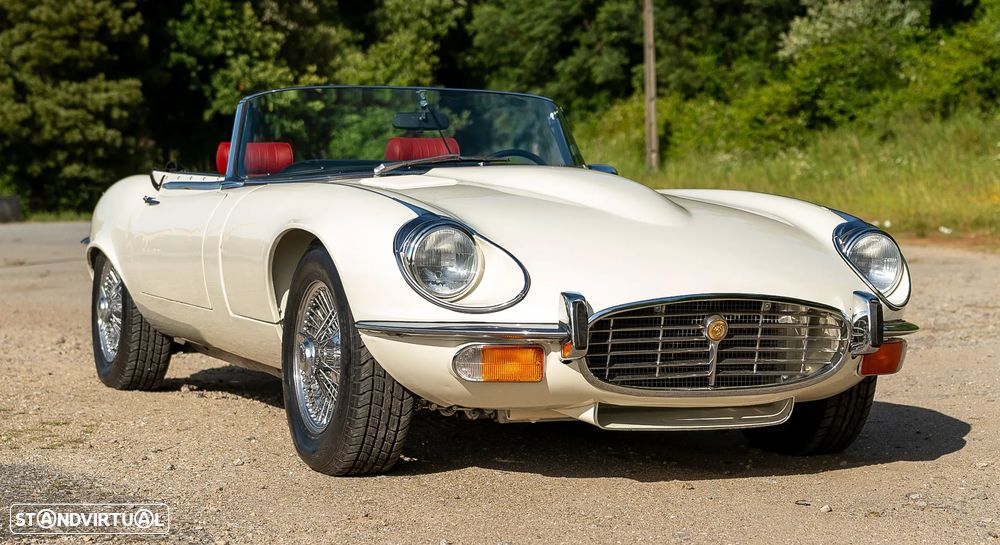Jaguar E-Type - 4