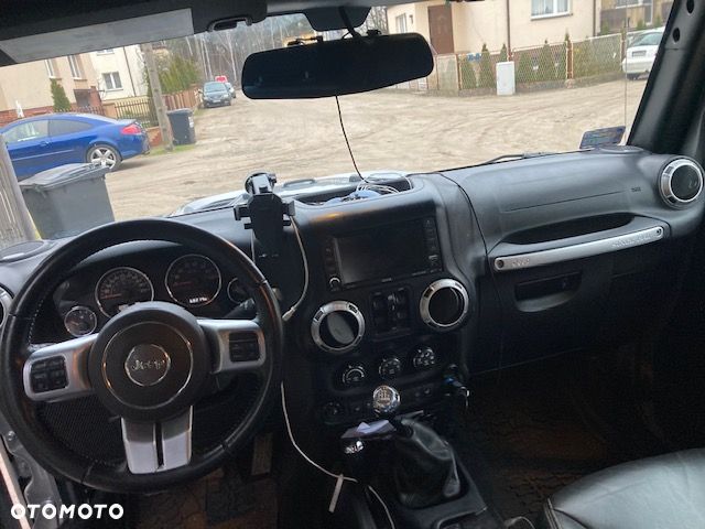 Jeep Wrangler - 4