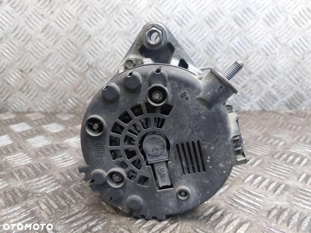 ALTERNATOR KIA SPORTAGE III 1.7 CRDI 37300-2A850 ID: 239631 - 4