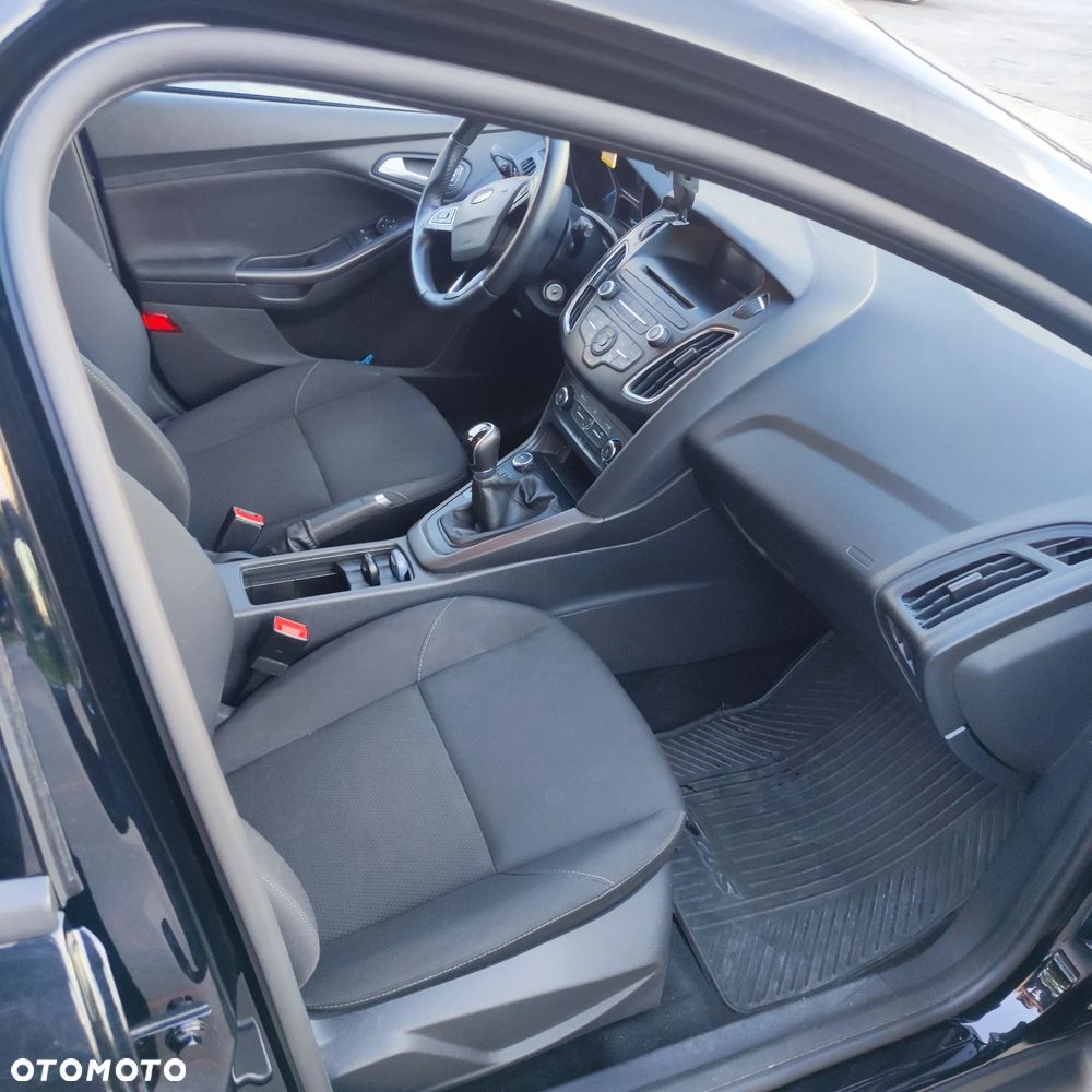 Ford Focus 1.6 Trend - 6