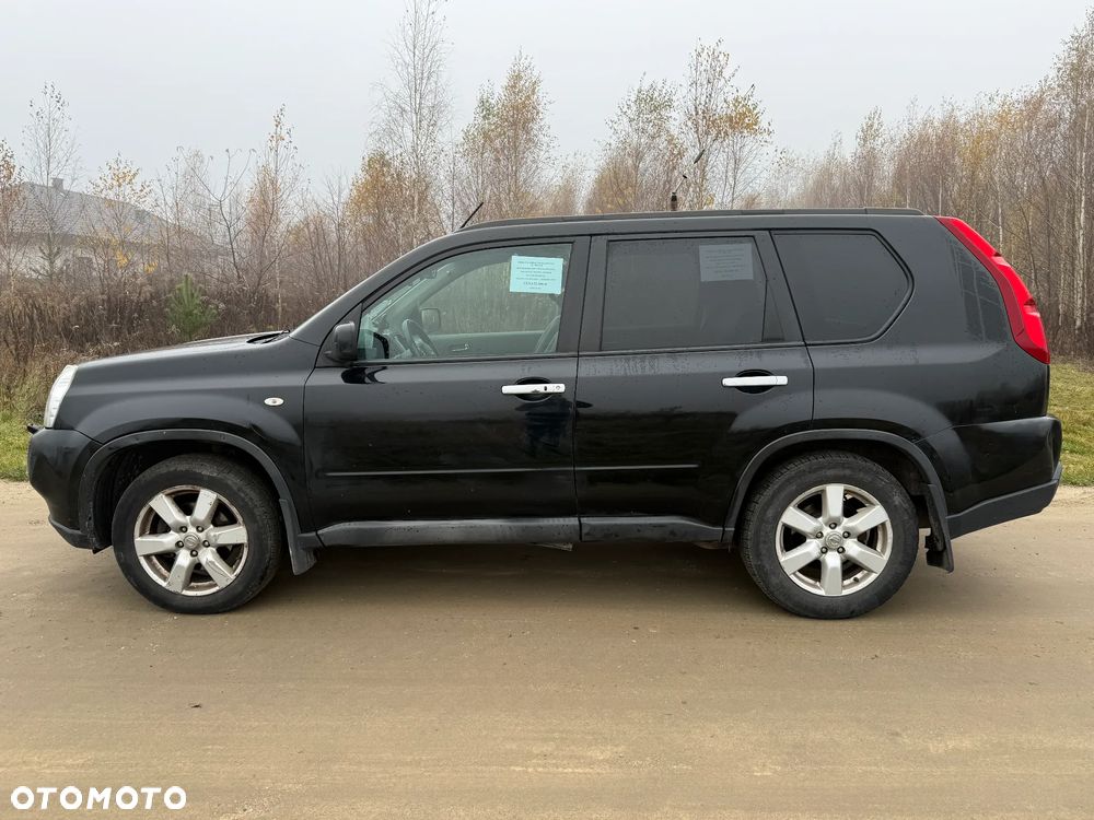 Nissan X-Trail 2.0 dCi LE - 4