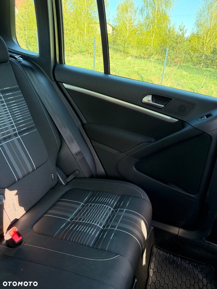 Volkswagen Tiguan 1.4 TSI BlueMotion Technology Lounge Sport & Style - 16