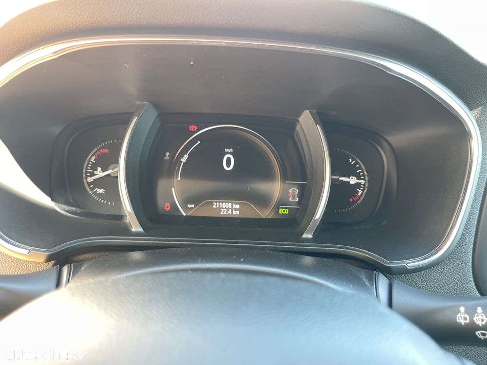 Renault Megane ENERGY TCe 130 INTENS - 38