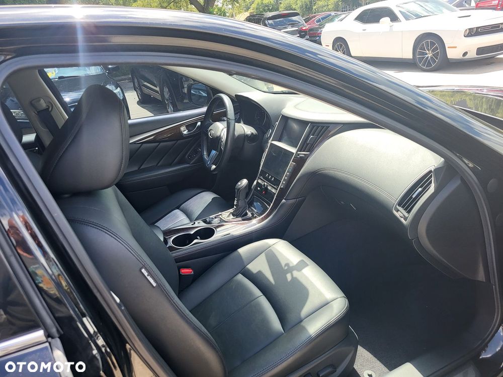 Infiniti Q50 - 11