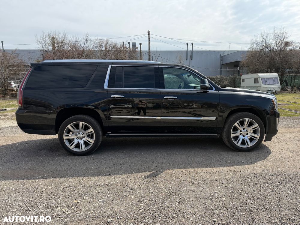 Cadillac Escalade - 7