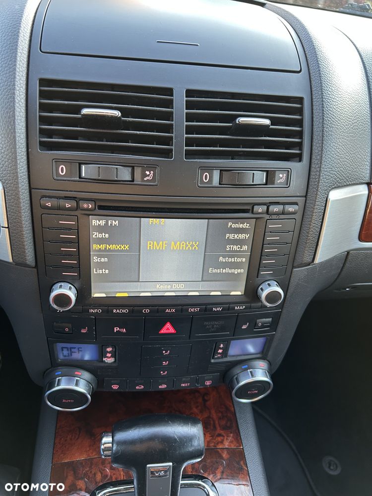 Volkswagen Touareg 3.2 V6 Tiptr - 23