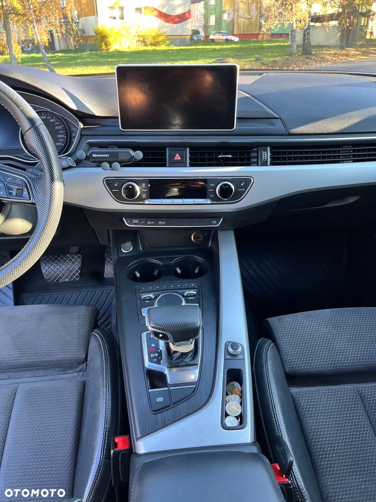 Audi A4 Avant 2.0 TDI S tronic - 11