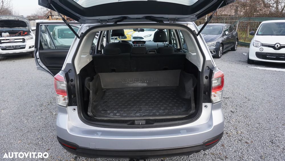 Subaru Forester 2.0D CVT Exclusive - 31