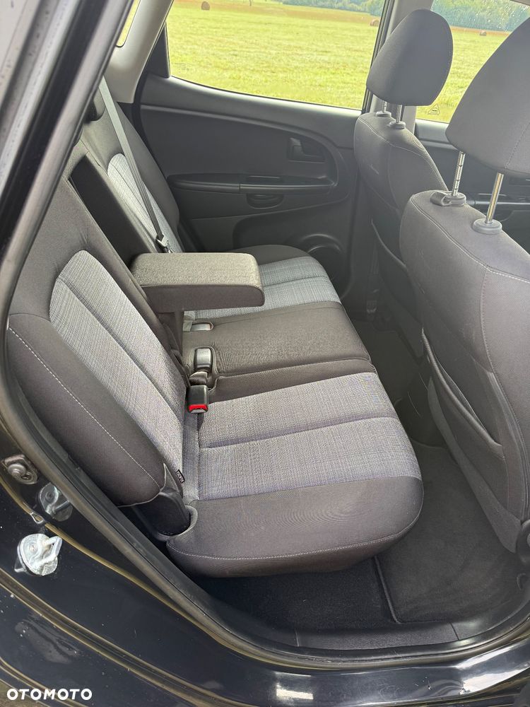 Kia Venga 1.4 CVVT Attract - 9