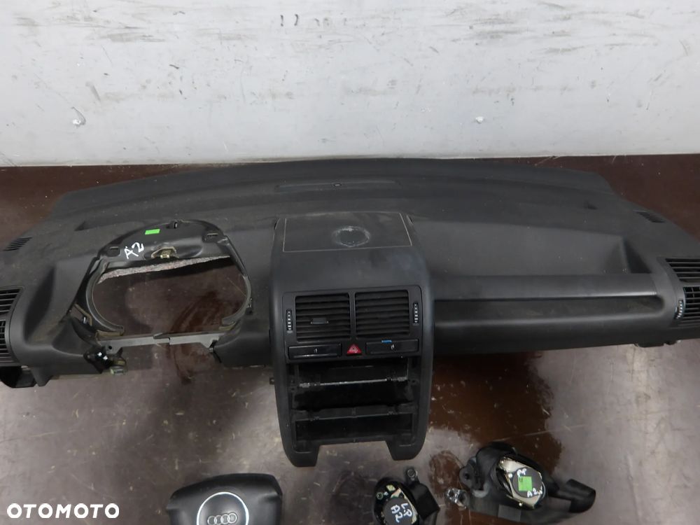 AUDI A2 1.4 TDI 99-05r. DESKA ROZDZIELCZA KONSOLA KOKPIT PODUSZKA AIRBAG PASY BEZPIECZEŃSTWA - 5