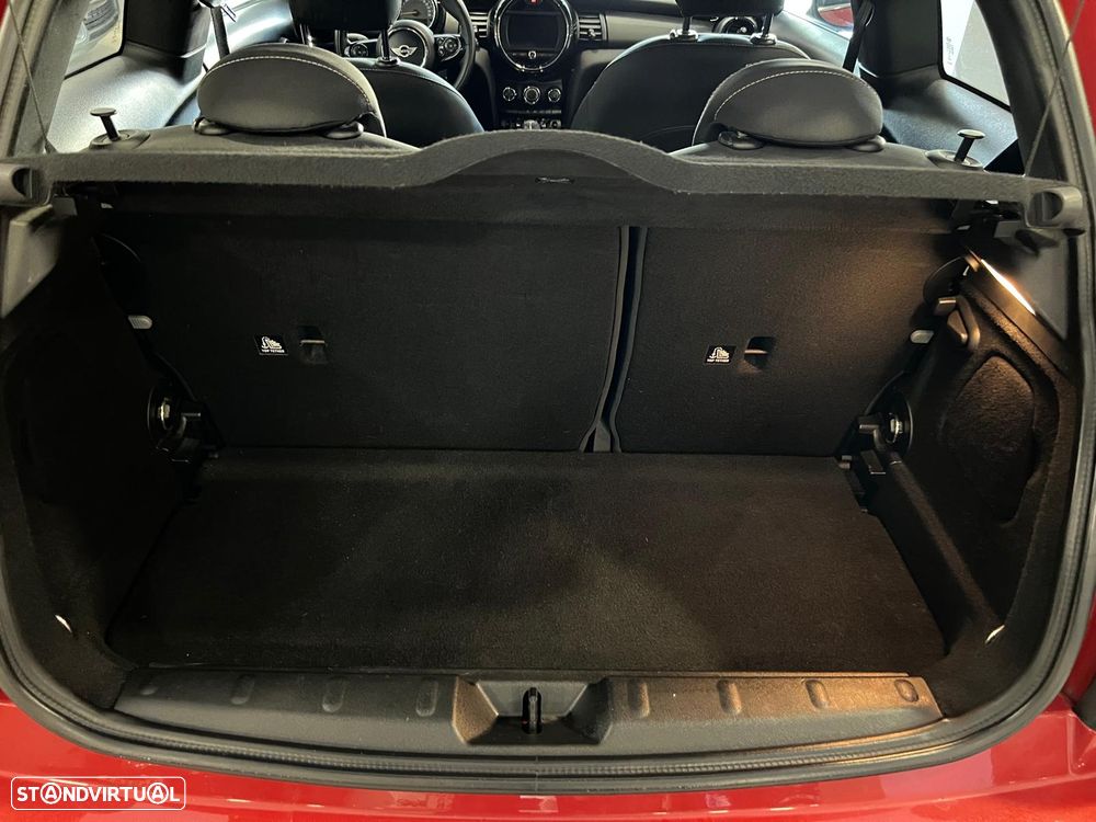 MINI 3 Portas Cooper D - 18