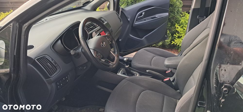 Kia Rio 1.2 Dream Team Edition - 23