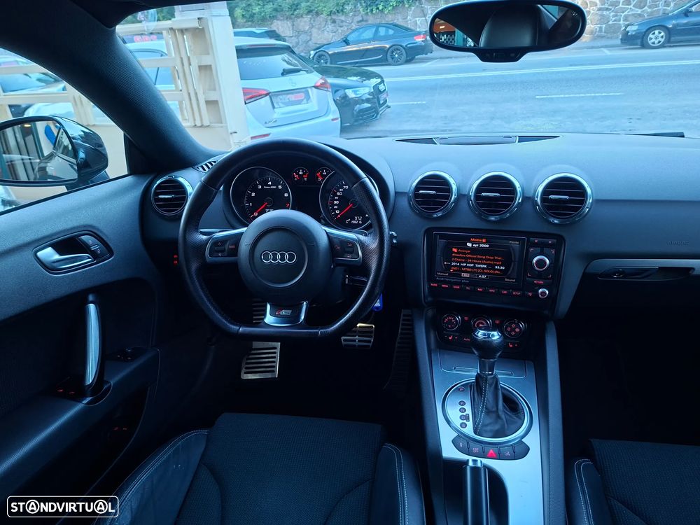 Audi TT Coupé 2.0 TFSI S tronic - 27
