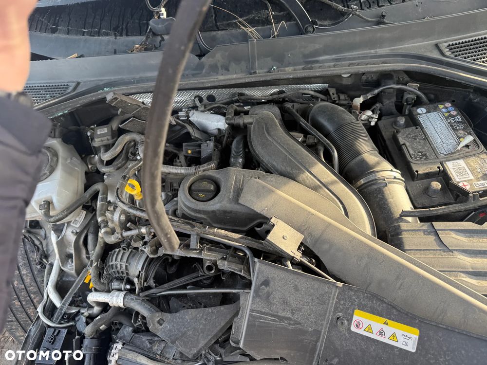 Volkswagen T-Roc 1.5 TSI R-Line DSG - 8
