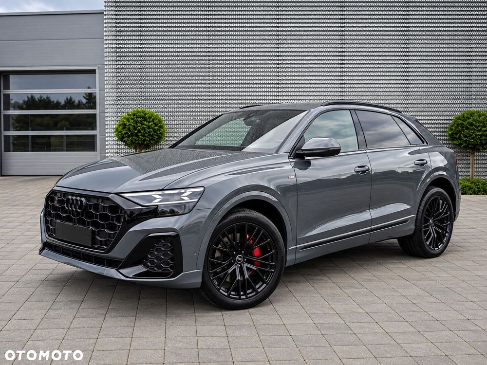 Audi Q8 - 2