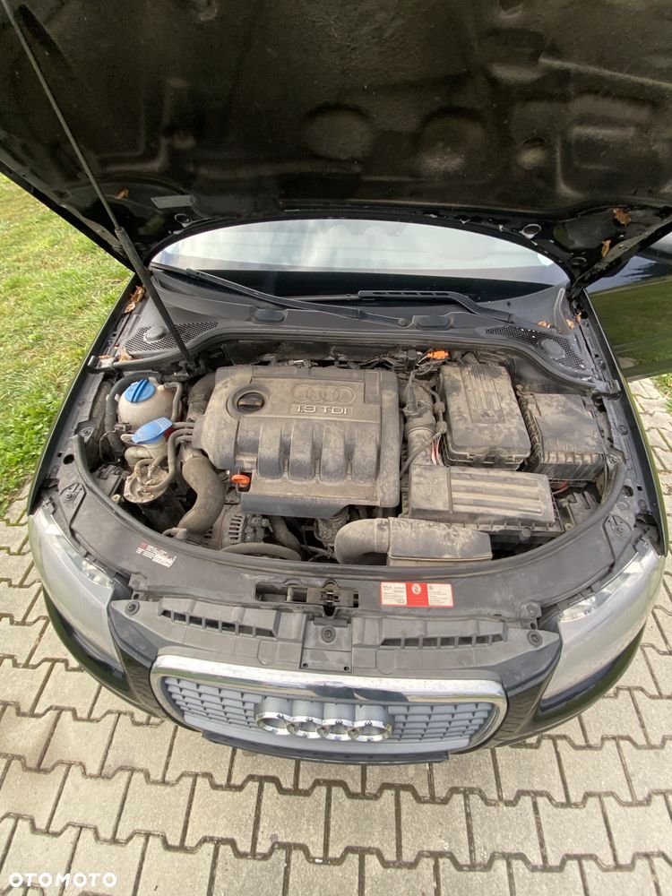 Audi A3 Sportback 1.9 TDI DPF Ambiente - 9