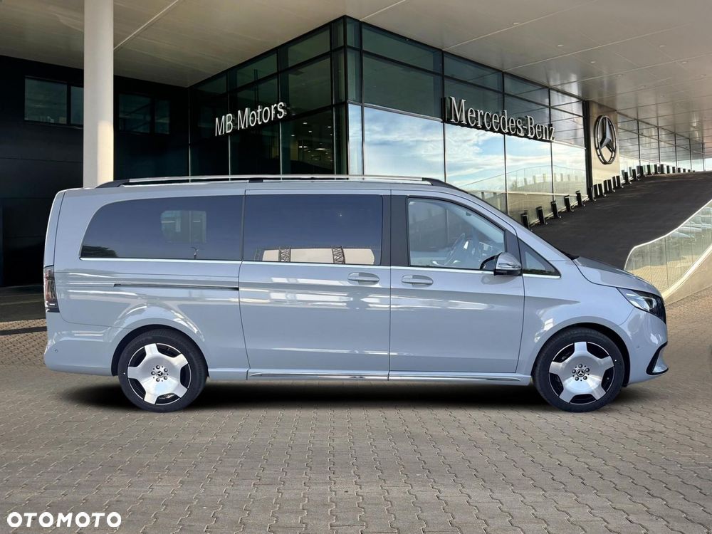 Mercedes-Benz Klasa V - 6
