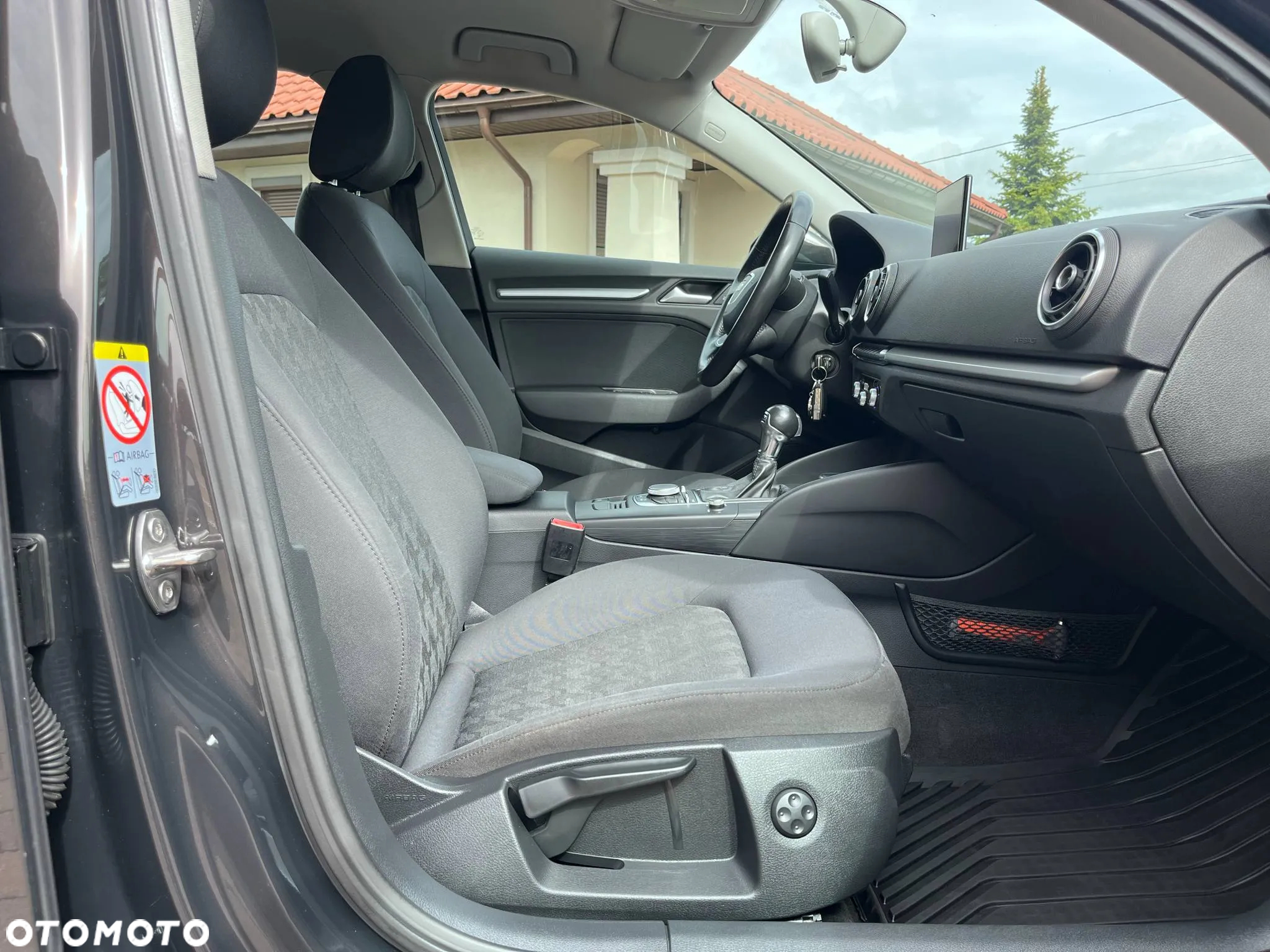 Audi A3 1.6 TDI Attraction S tronic - 12