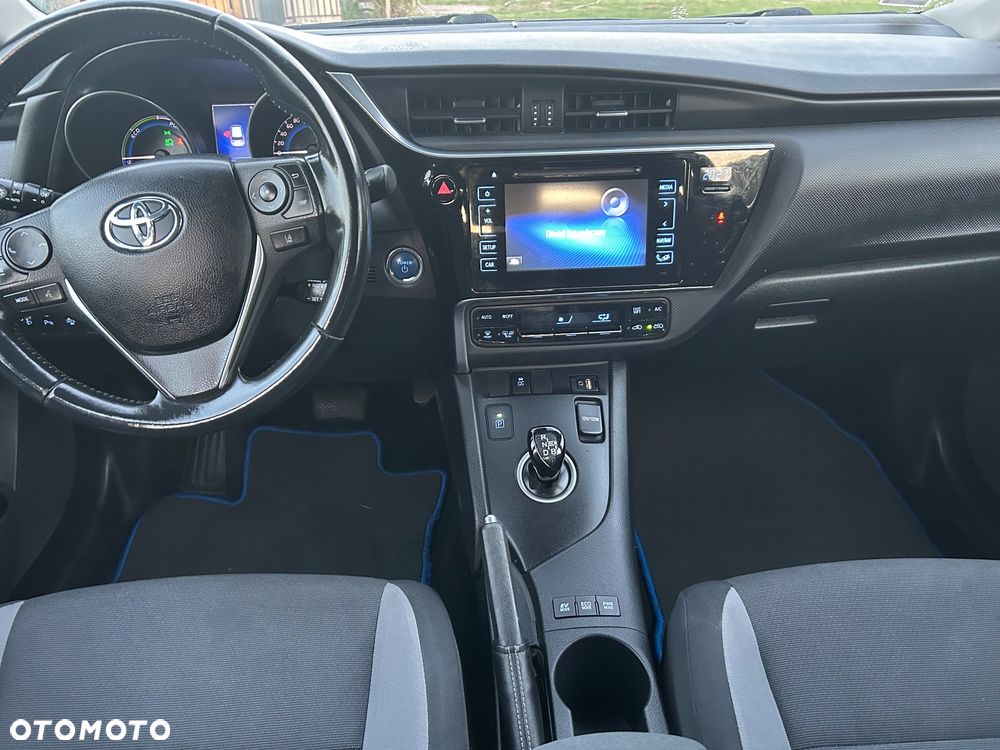 Toyota Auris - 9