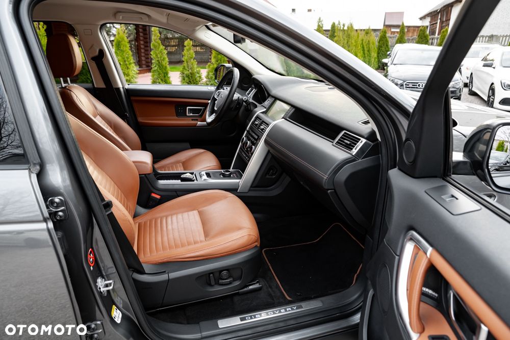 Land Rover Discovery Sport TD4 HSE - 24