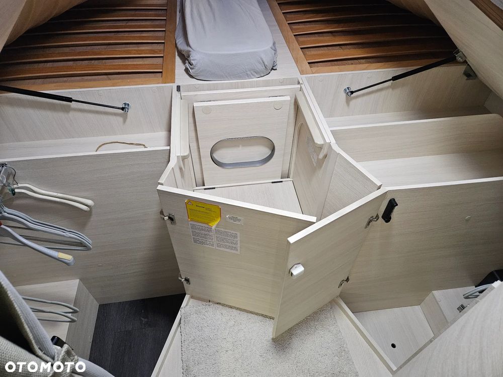 Ford CHAUSSON 627 GA - 6