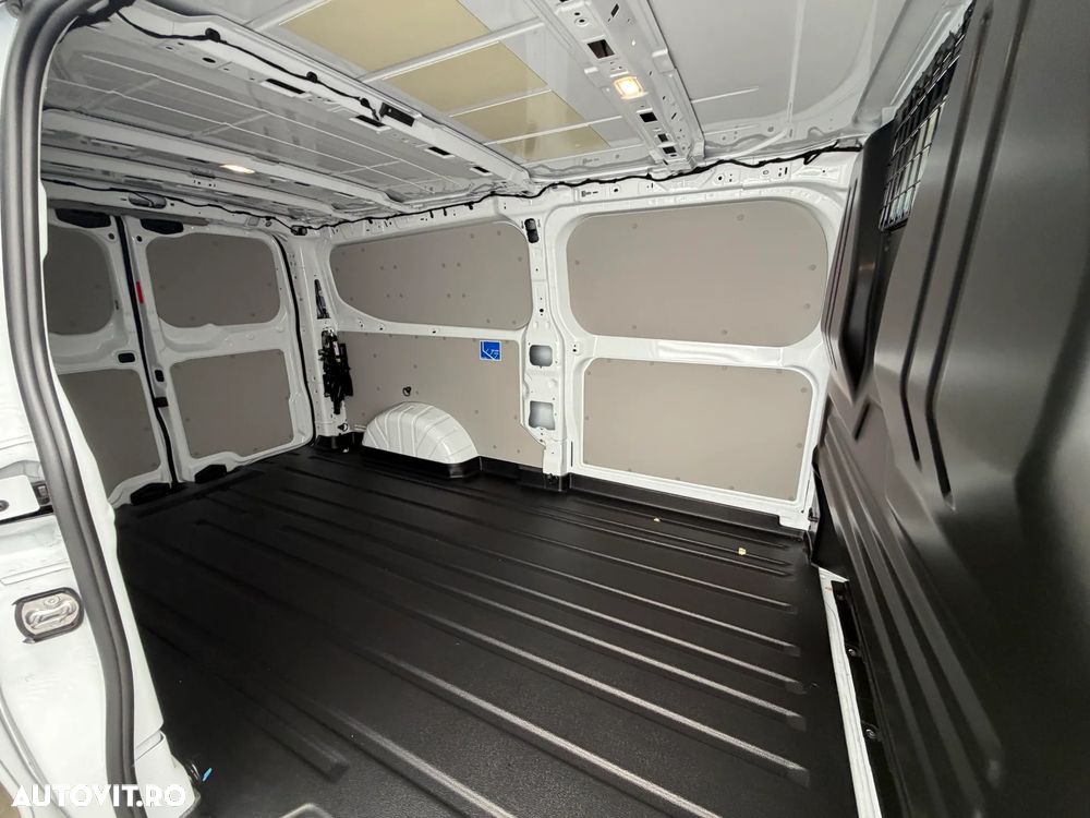 Ford Transit Custom 320L 2.5 227 CP L2H1 CVT PHEV Trend - 9