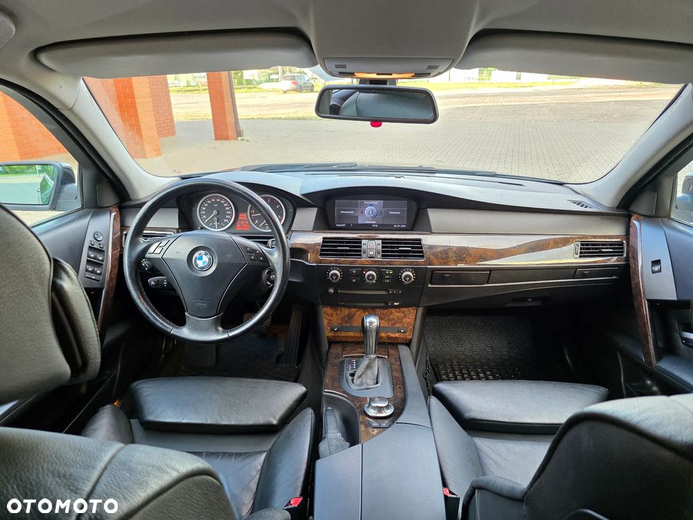 BMW Seria 5 - 21