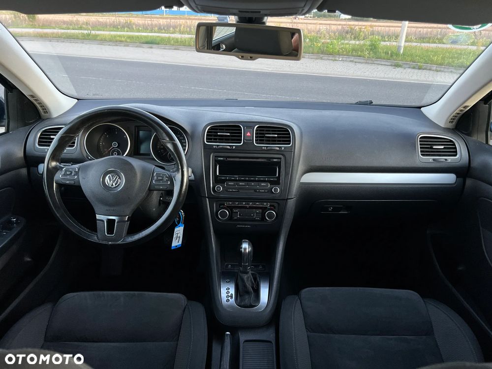 Volkswagen Golf VI 1.6 TDI BlueMot Comfortline DSG - 9