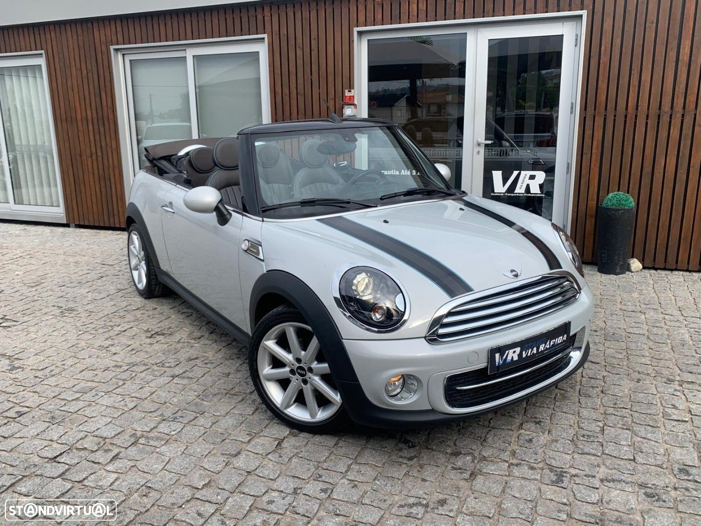MINI Cabrio Cooper D - 4