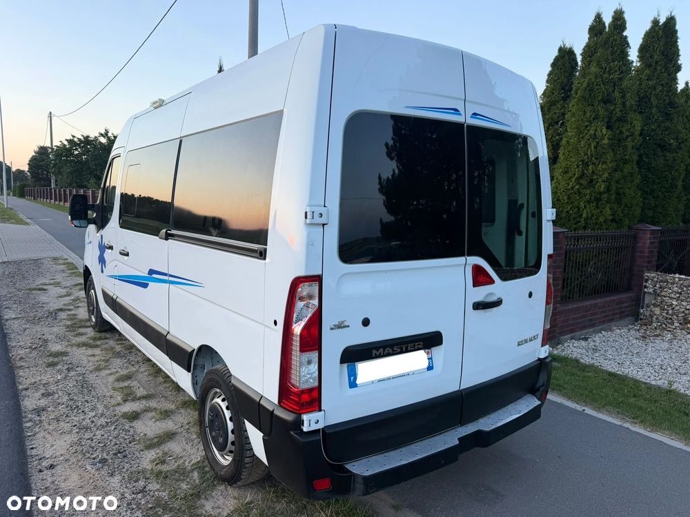 Renault MASTER _ 2024r _ KARETKA, AMBULANS _ 2.3 DCI 165KM _ 5 Osobowy - 34
