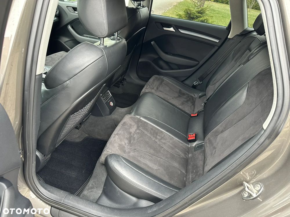 Audi A3 Sportback - 9