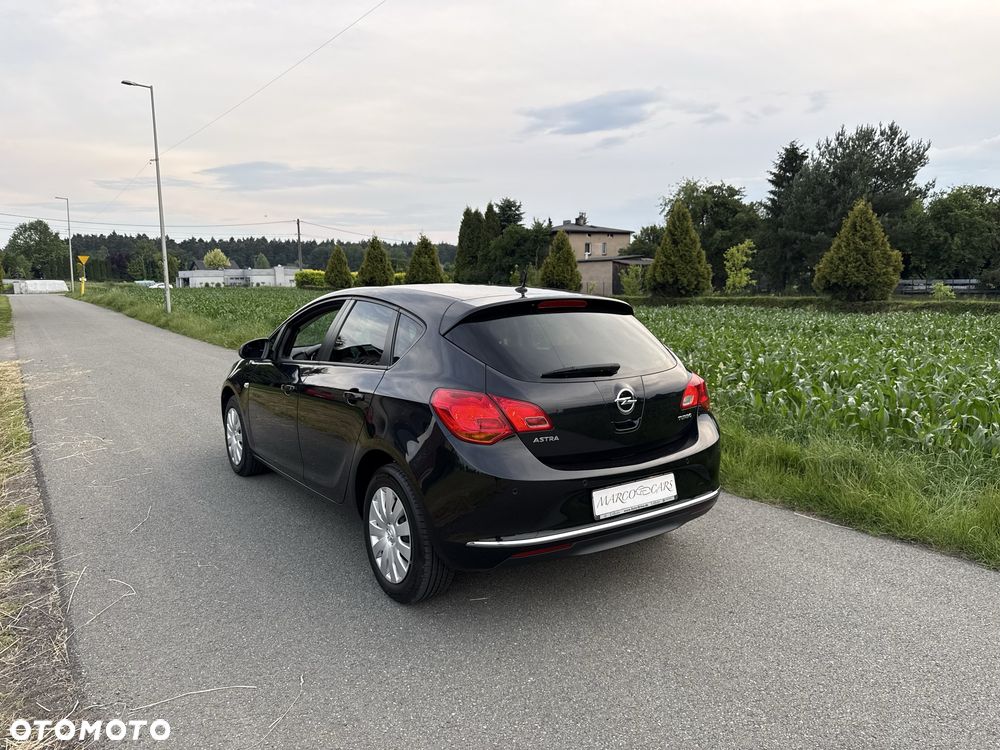Opel Astra - 6