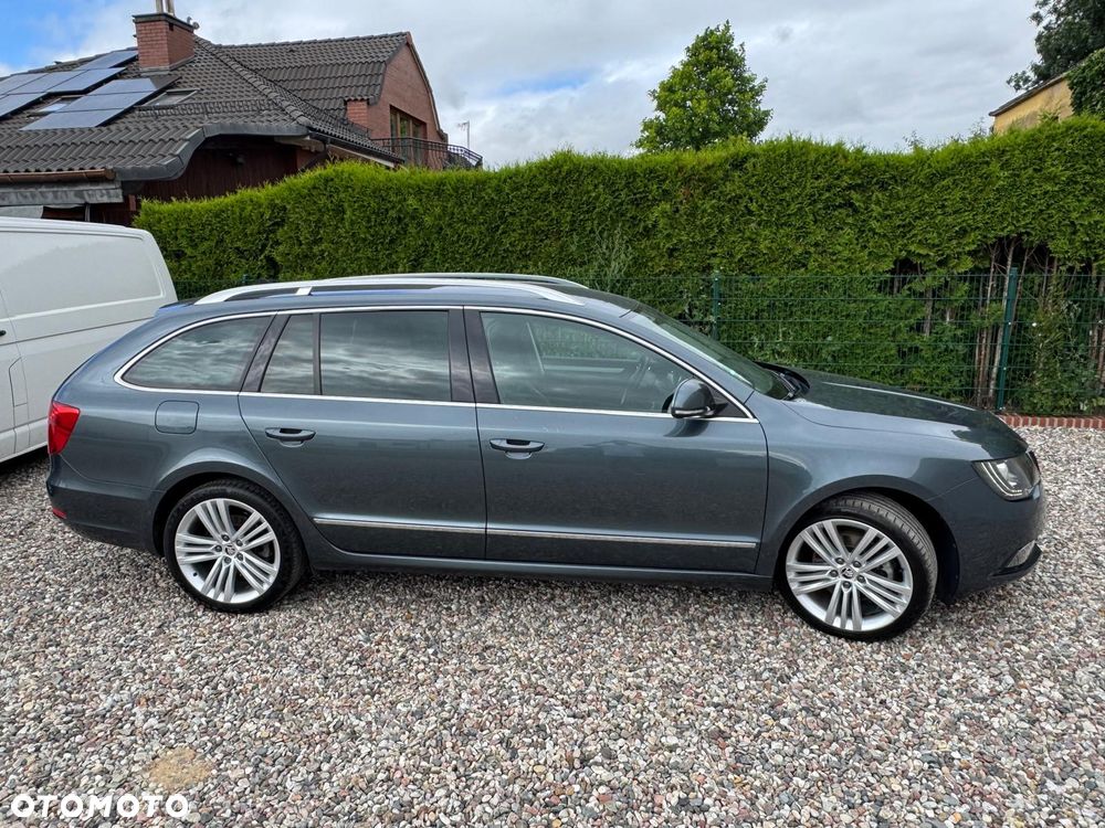 Skoda Superb 2.0 TDI Elegance DSG - 6