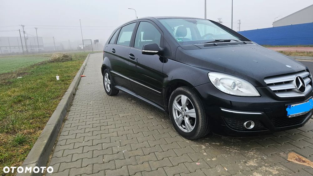 Mercedes-Benz Klasa B 200 CDI Elegance DPF Edition 10 - 13
