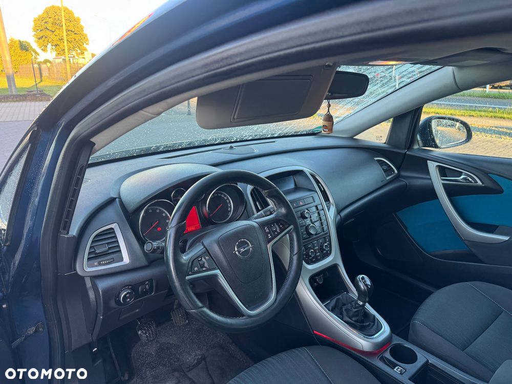 Opel Astra 1.4 T Edition 150 - 14